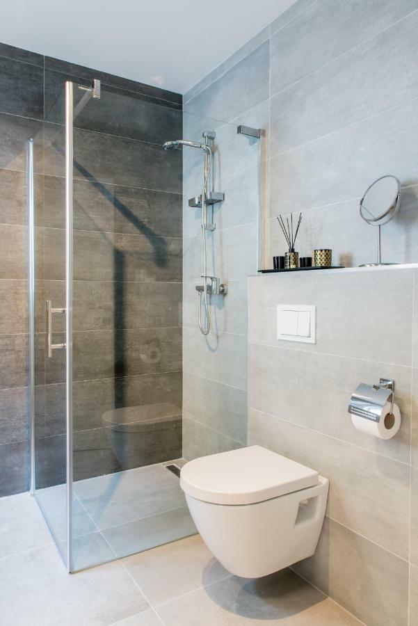 Lion'S Beach Apartment โปดสตรานา ภายนอก รูปภาพ